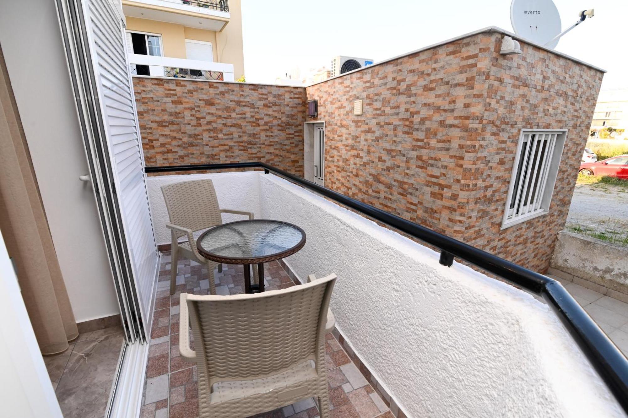 Sindy'S House Apartment Ampavris Exterior photo